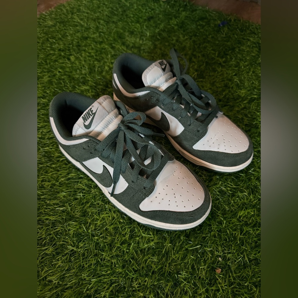 SOLD Nike Dunk Low